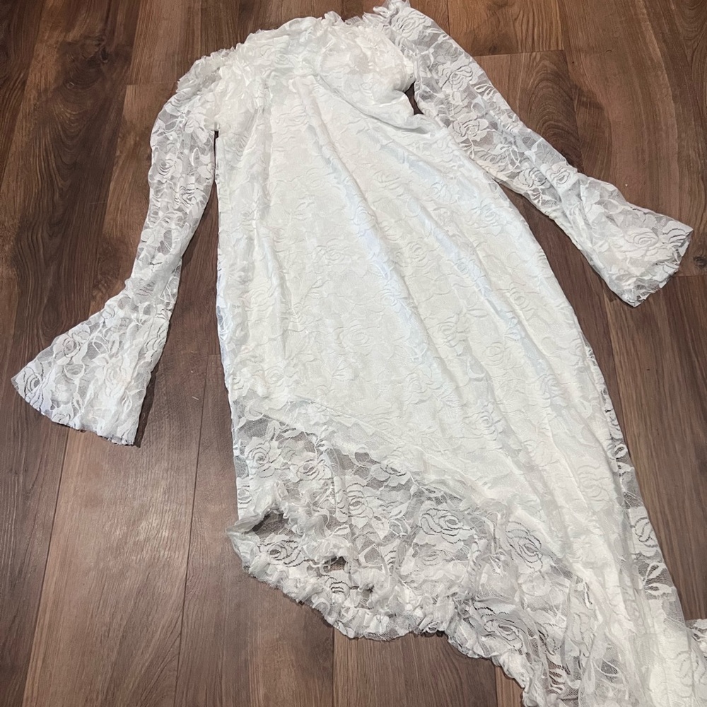 Women's White Lace Long Sleeve Midi Dress
